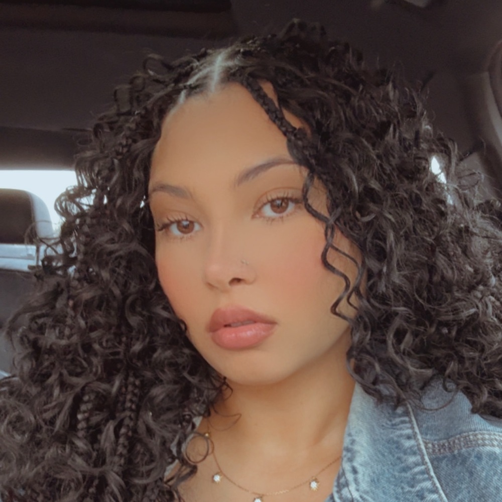 Meet your Posher, Mariah